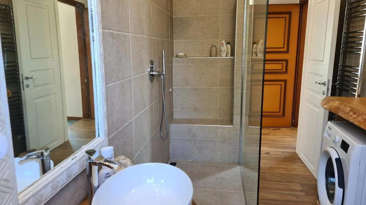 Dragonfly Appartamento Blu Angera Appartement